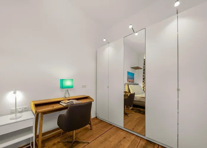 Apartman 1 Bedroom In Neubau, 8 Min Center, Ac, Parking