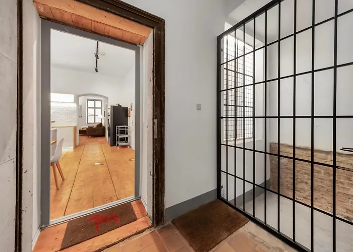 1 Bedroom In Neubau, 8 Min Center, Ac, Parking *